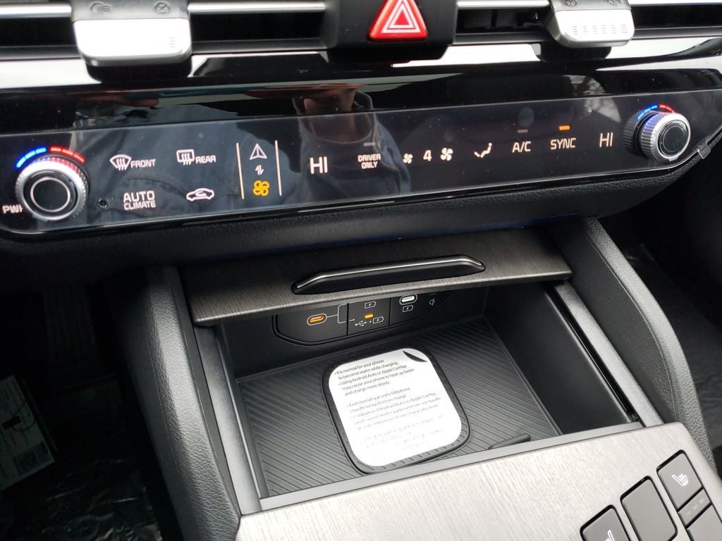 2026 Kia Sportage Plug-In Hybrid X-Line