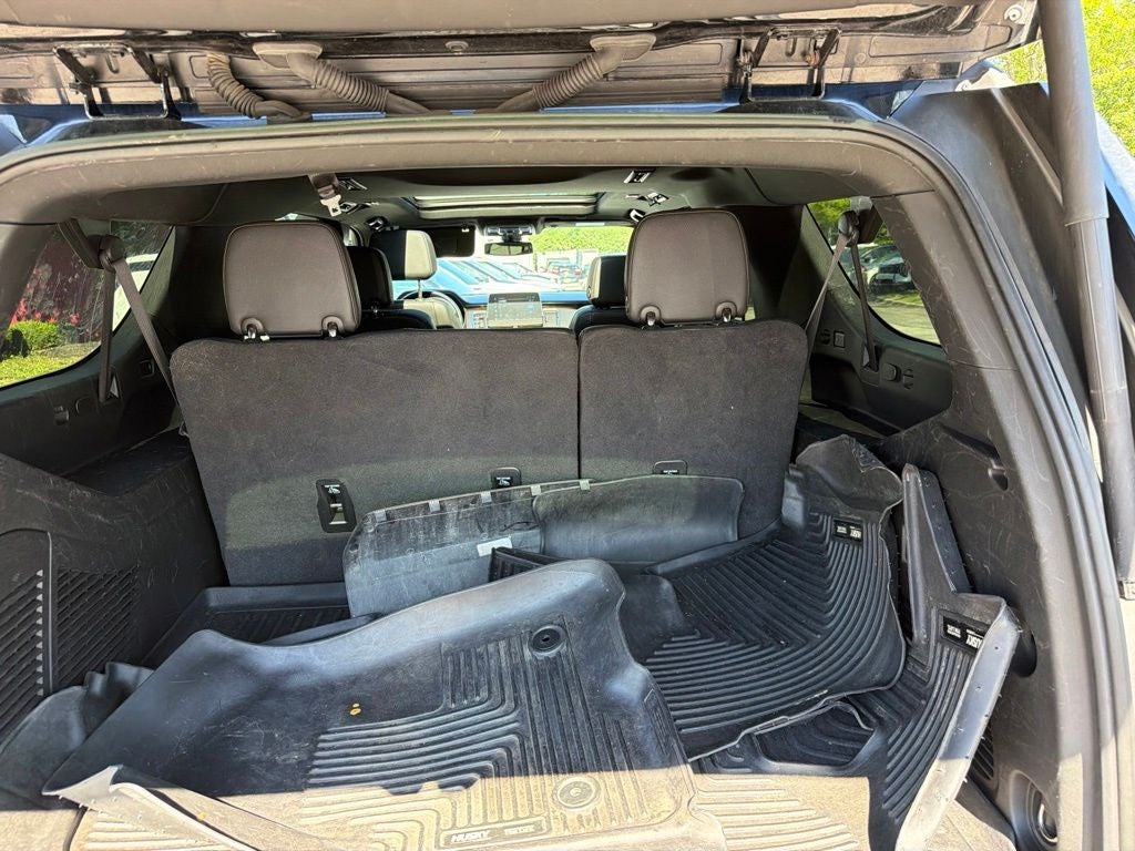 2022 Chevrolet Suburban LT