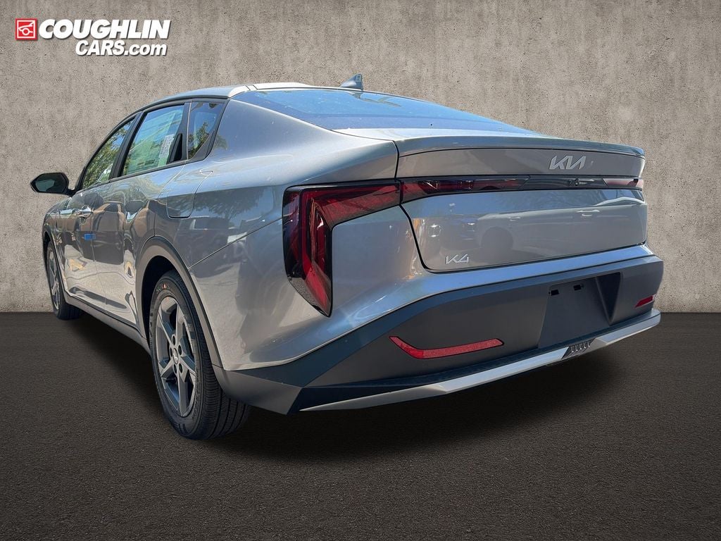 2026 Kia K4 LXS