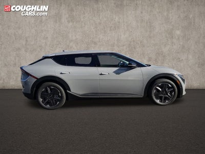 2025 Kia EV6 Light