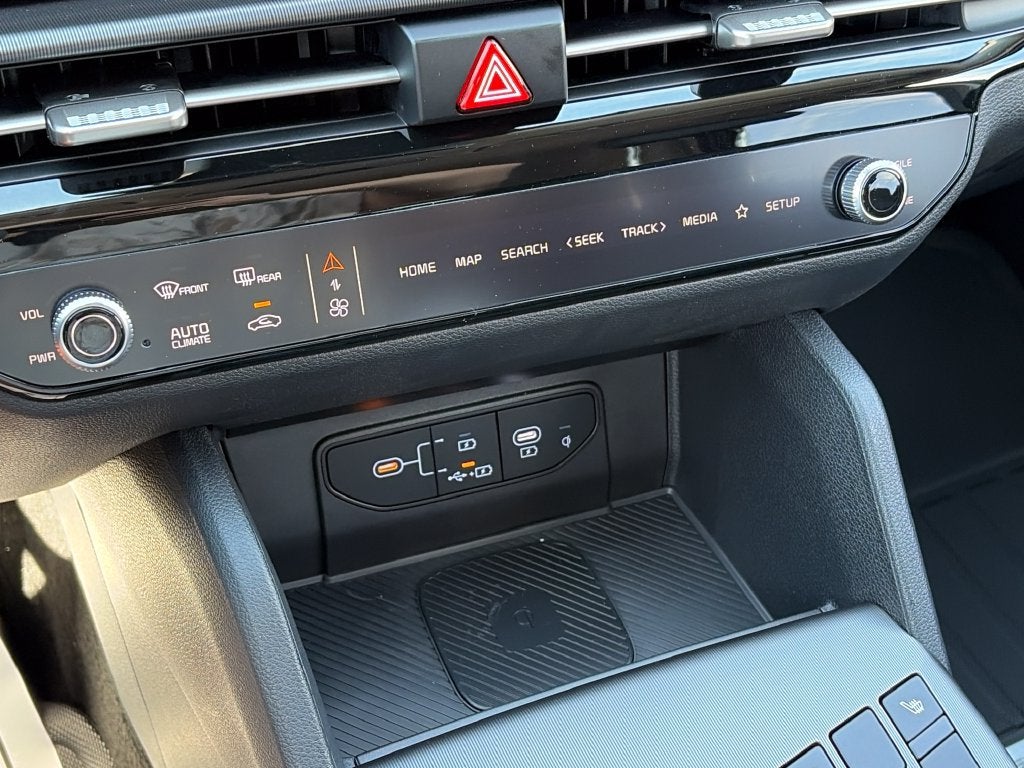 2027 Kia Sportage EX