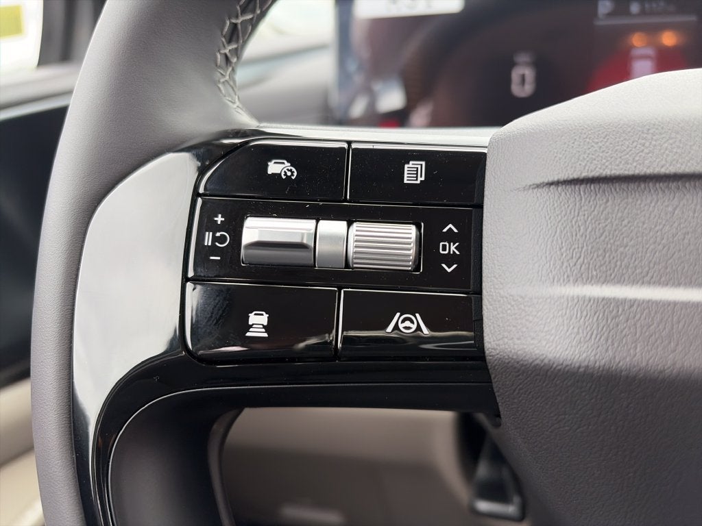 2027 Kia Carnival LX