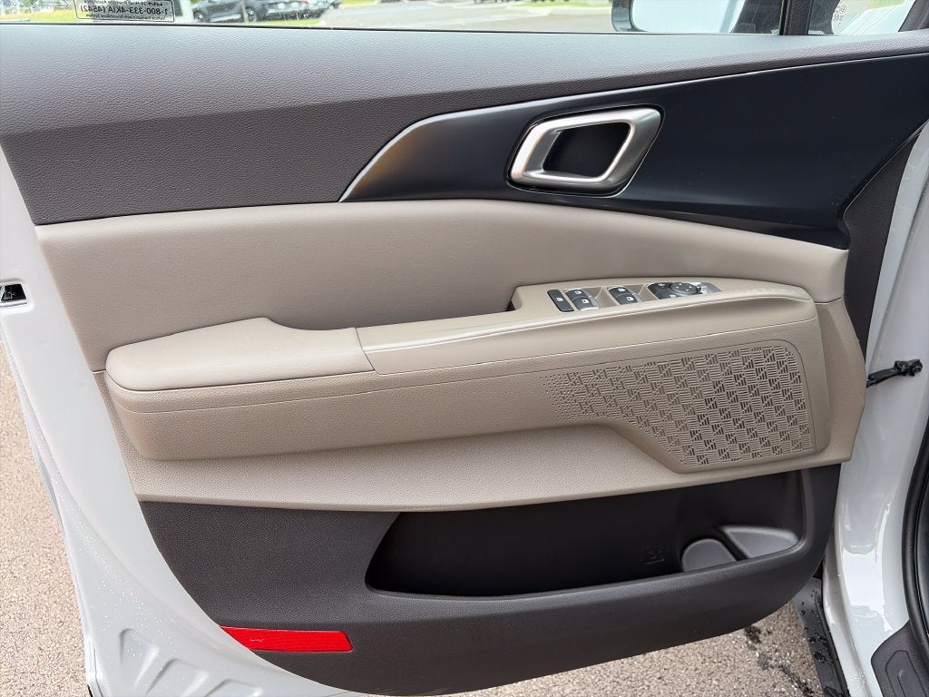 2027 Kia Carnival LX