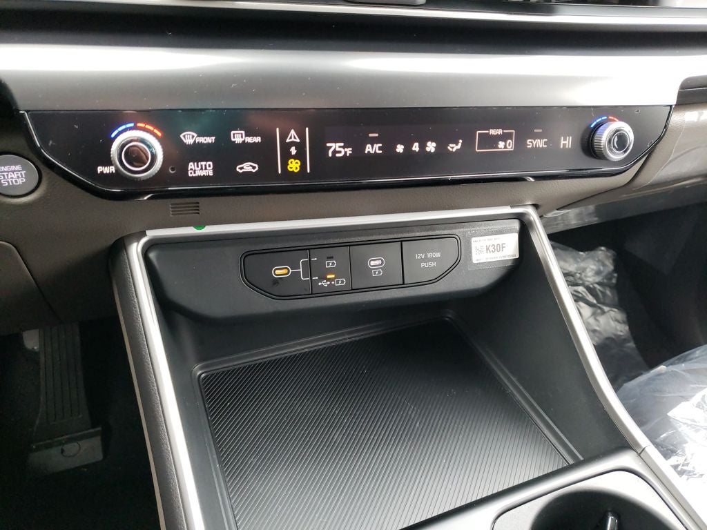 2026 Kia Carnival LXS