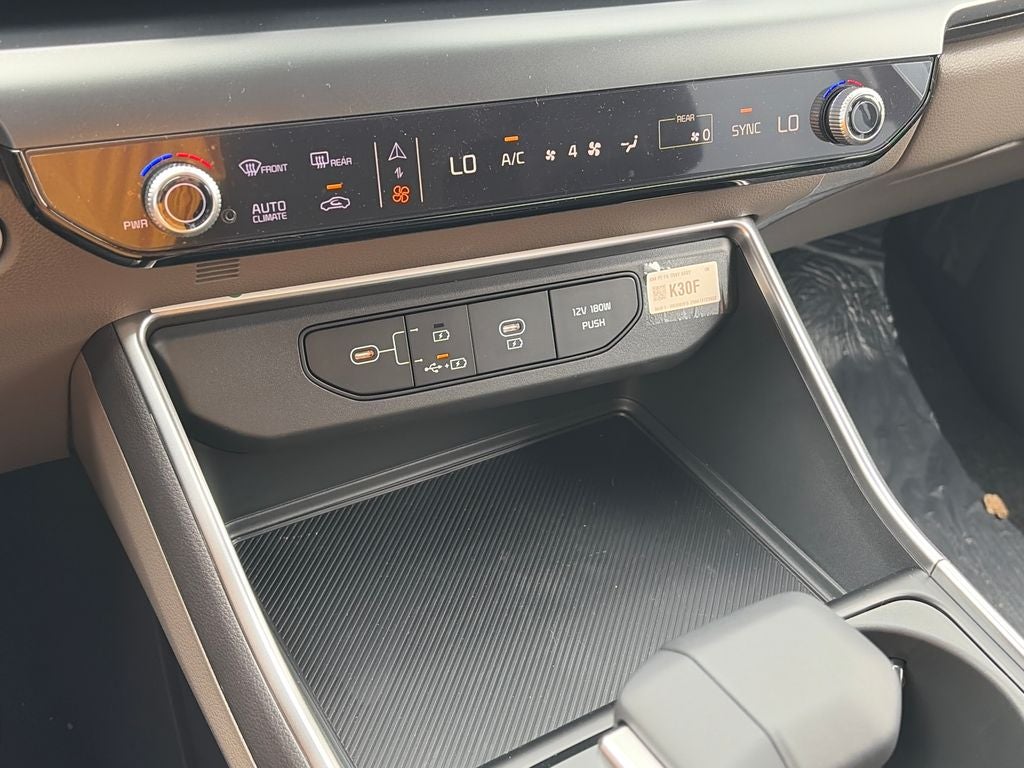 2026 Kia Carnival LXS