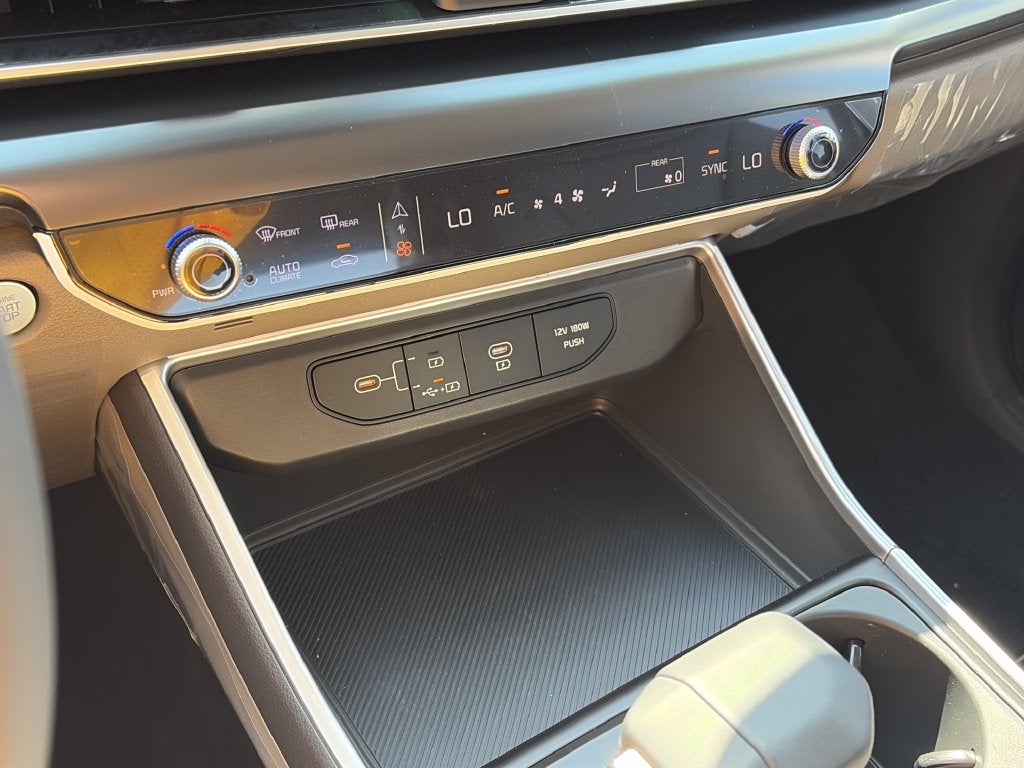 2026 Kia Carnival LXS