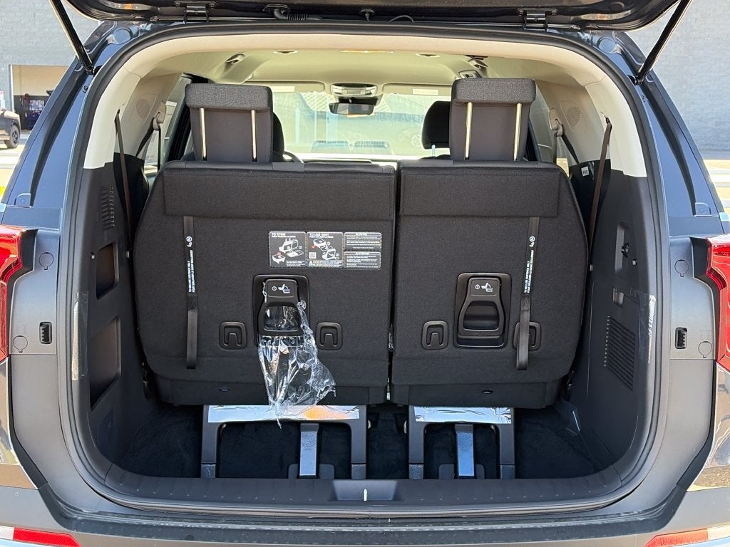 2027 Kia Carnival LX