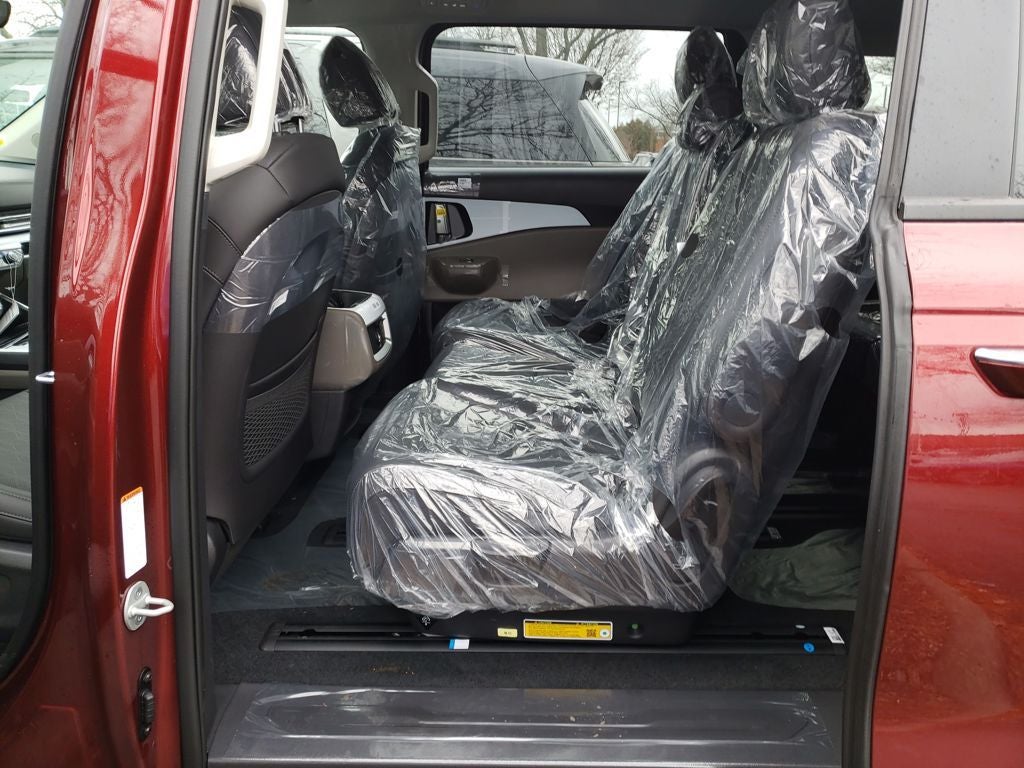 2026 Kia Carnival Hybrid LXS