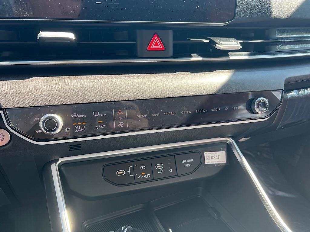 2026 Kia Carnival Hybrid EX