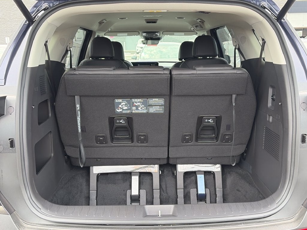 2027 Kia Carnival Hybrid EX