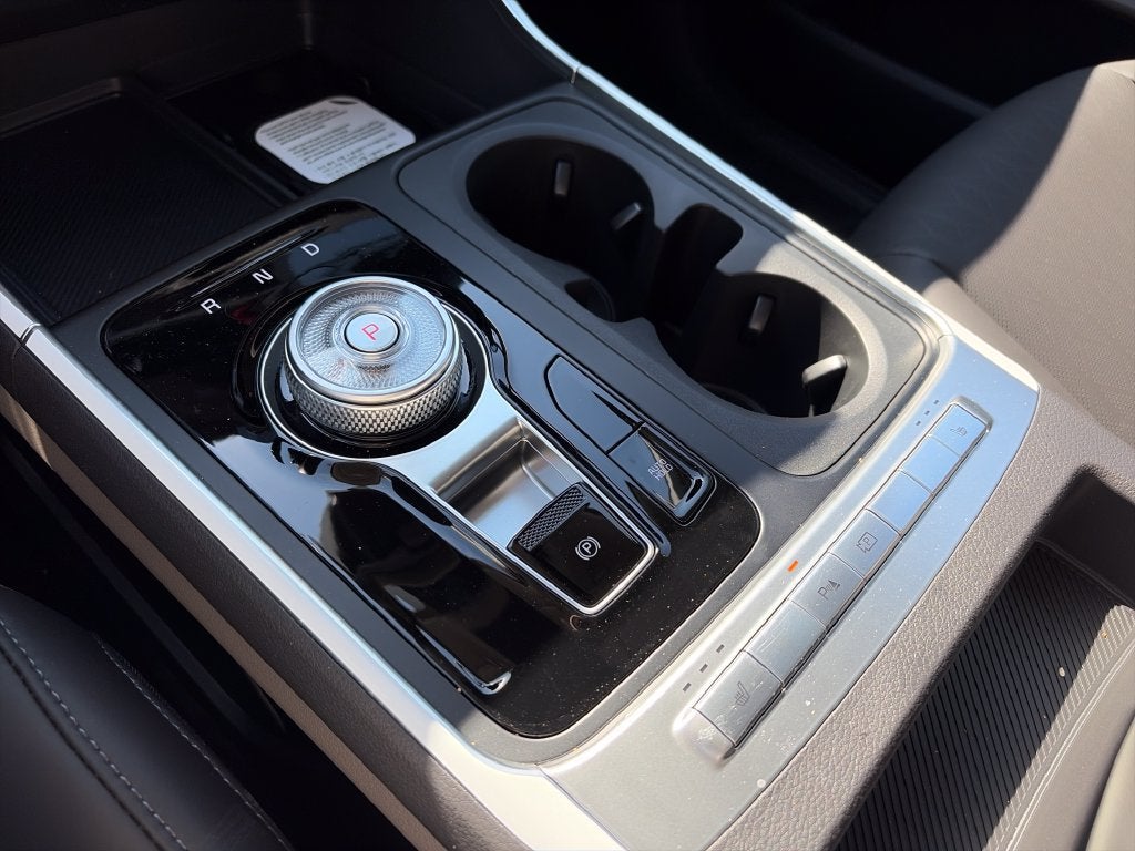 2027 Kia Carnival Hybrid EX