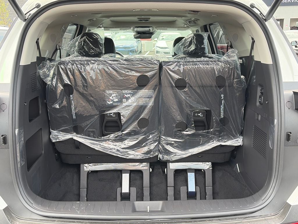 2027 Kia Carnival SX
