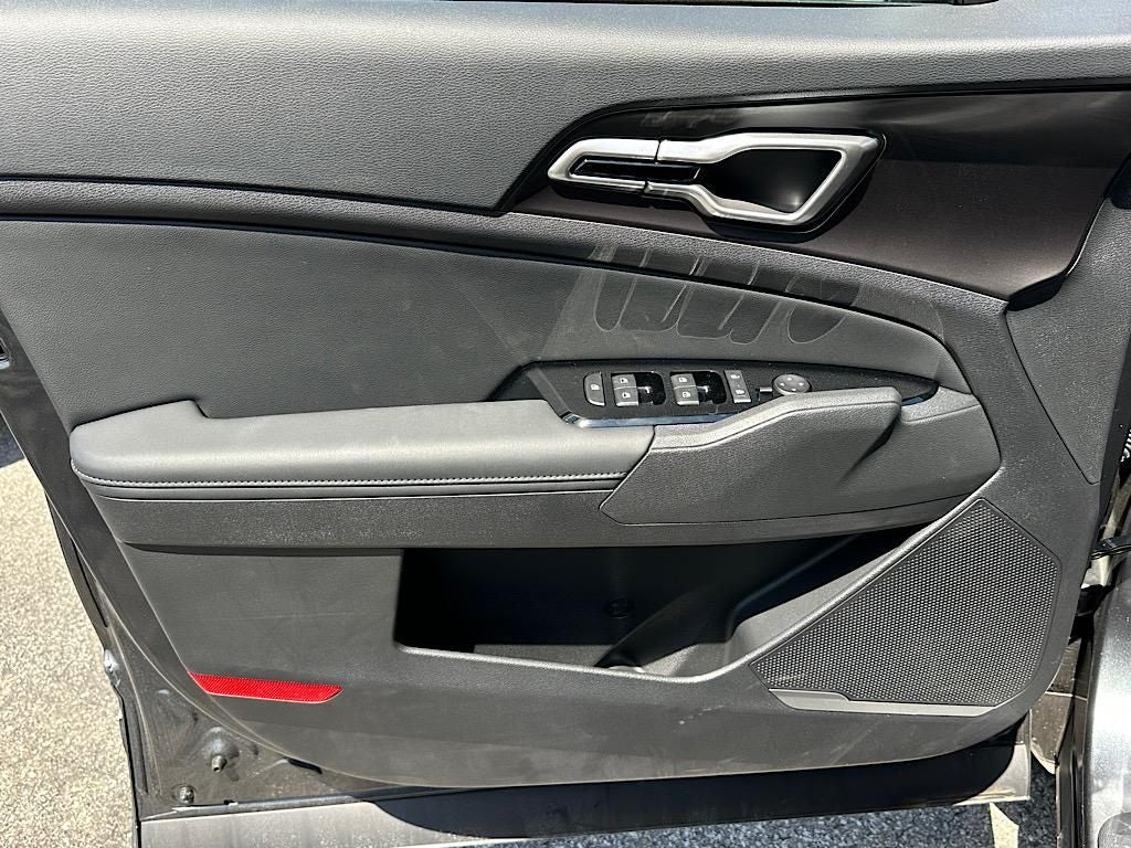 2025 Kia Sportage Hybrid EX