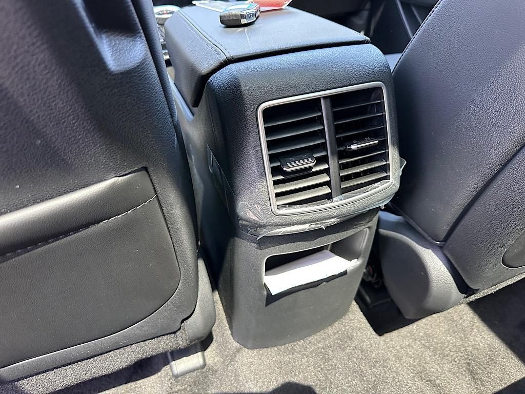 2025 Kia Sportage Hybrid EX