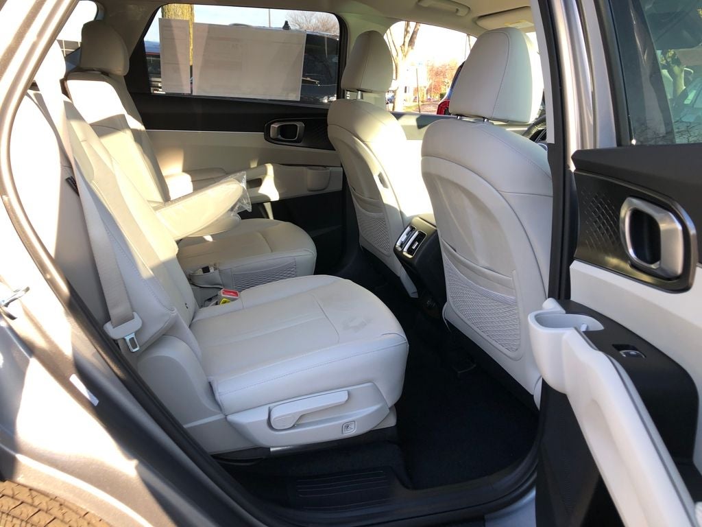 2025 Kia Sorento Hybrid EX