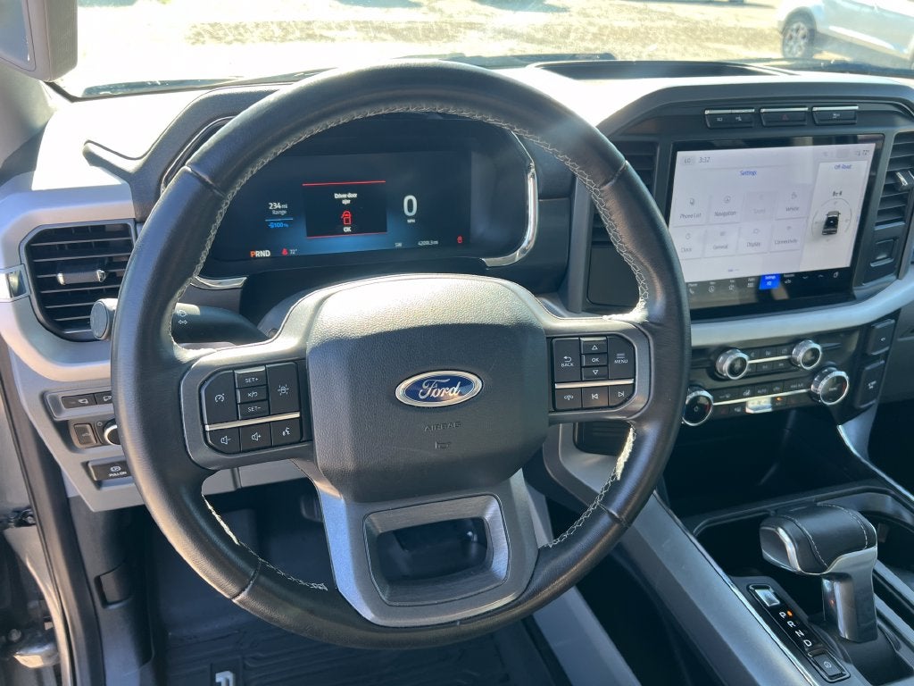 2023 Ford F-150 Lightning XLT