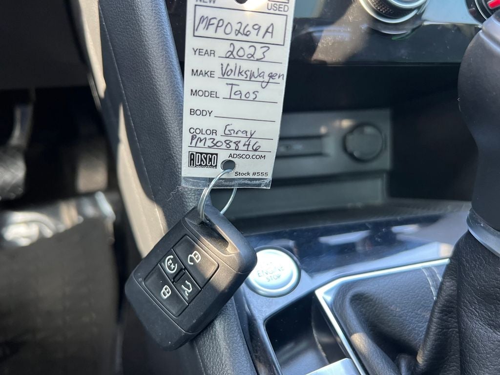 2023 Volkswagen Taos 1.5T SE