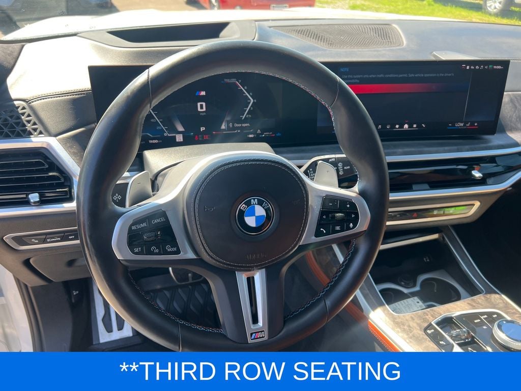 2024 BMW X7 M60i