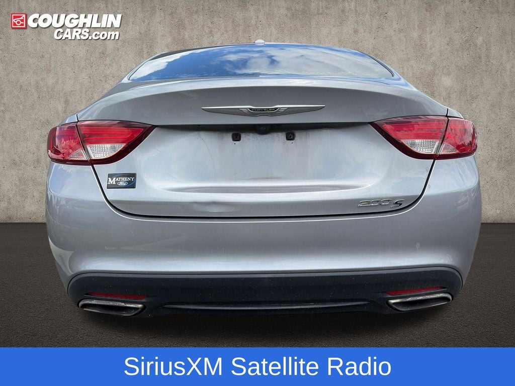 2016 Chrysler 200 S