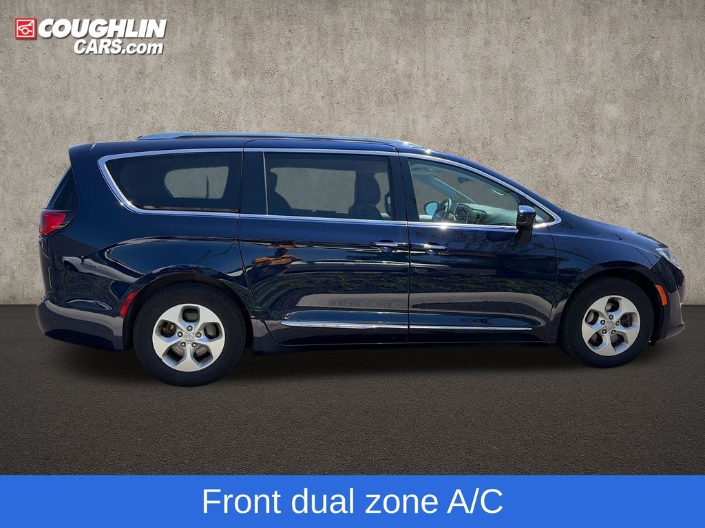 2018 Chrysler Pacifica Hybrid Touring L