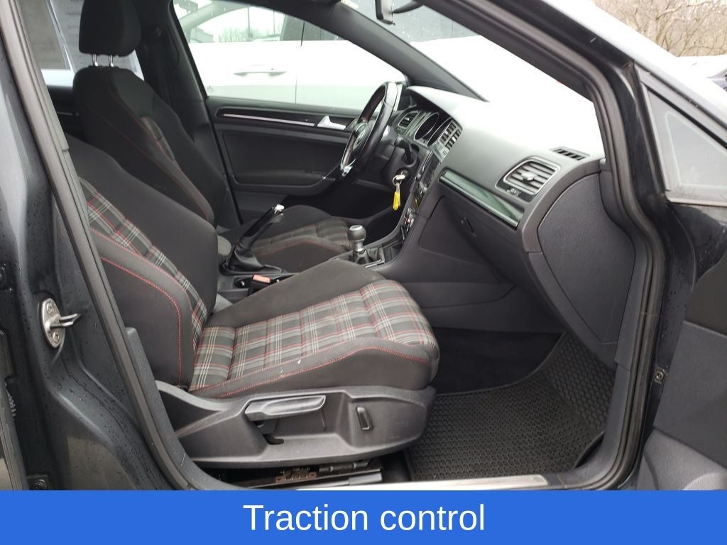 2016 Volkswagen Golf GTI S