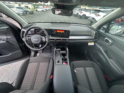 2025 Kia Sorento LX