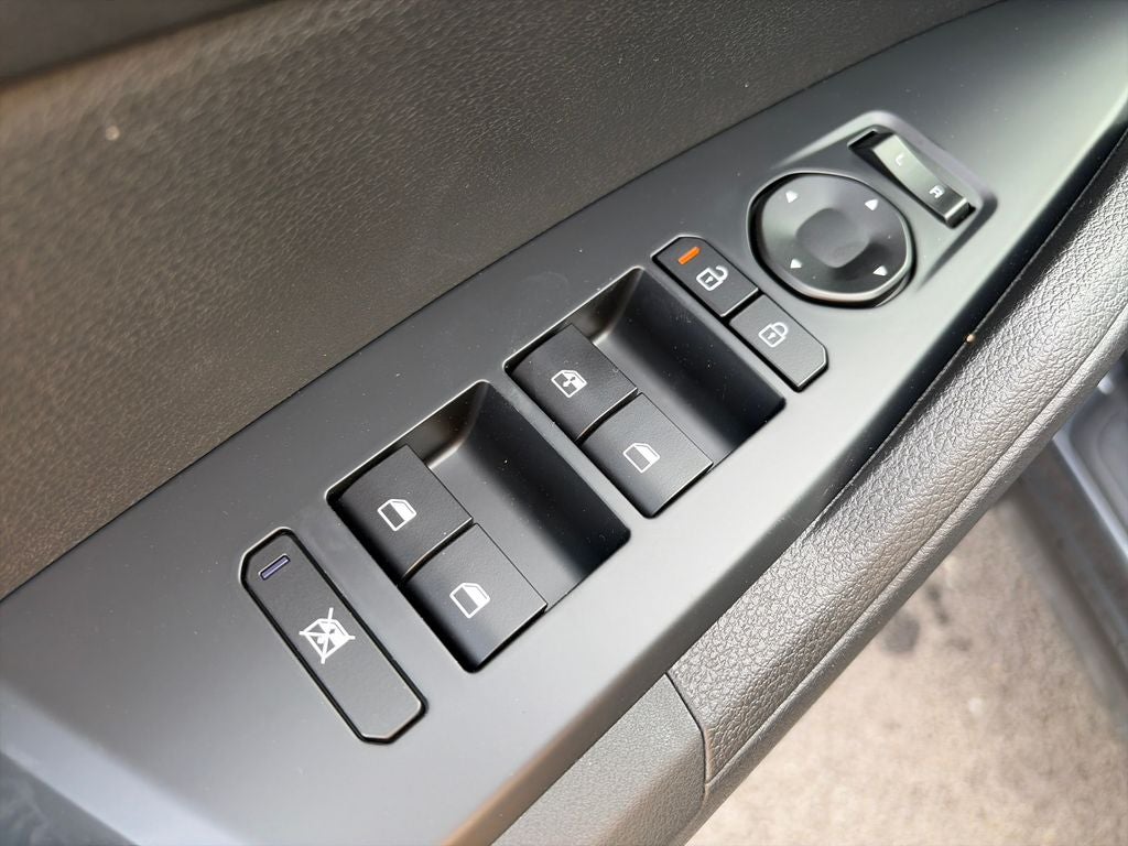 2027 Kia Sportage Hybrid LX