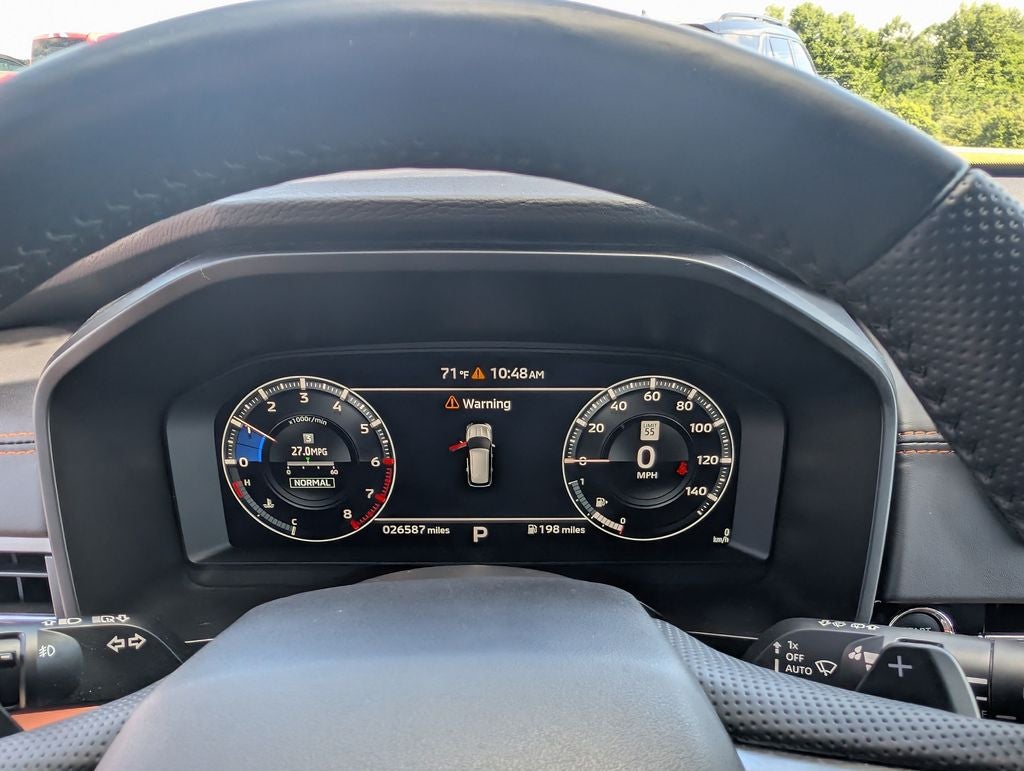 2024 Mitsubishi Outlander Base
