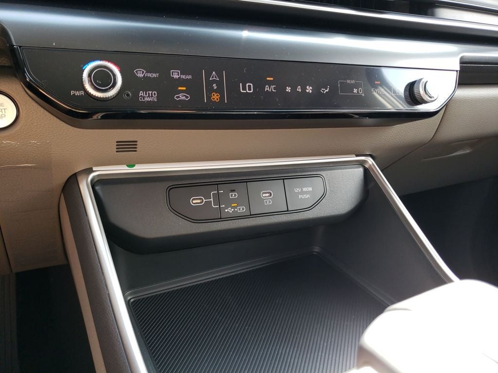 2026 Kia Carnival LXS