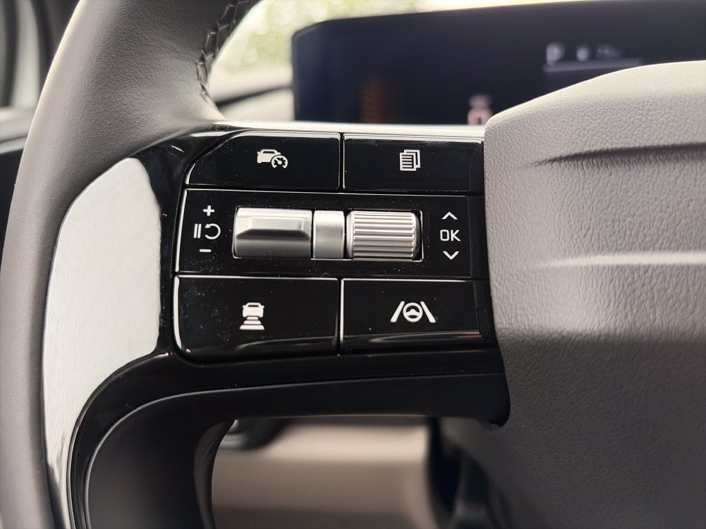 2027 Kia Carnival LXS