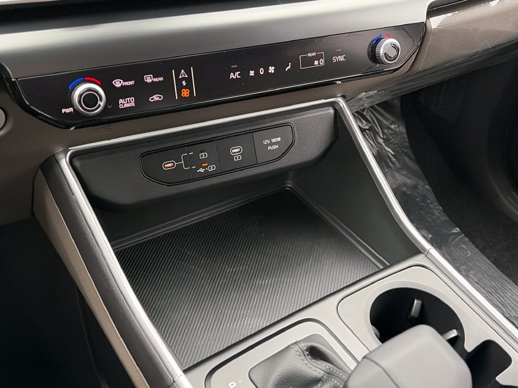 2027 Kia Carnival LXS