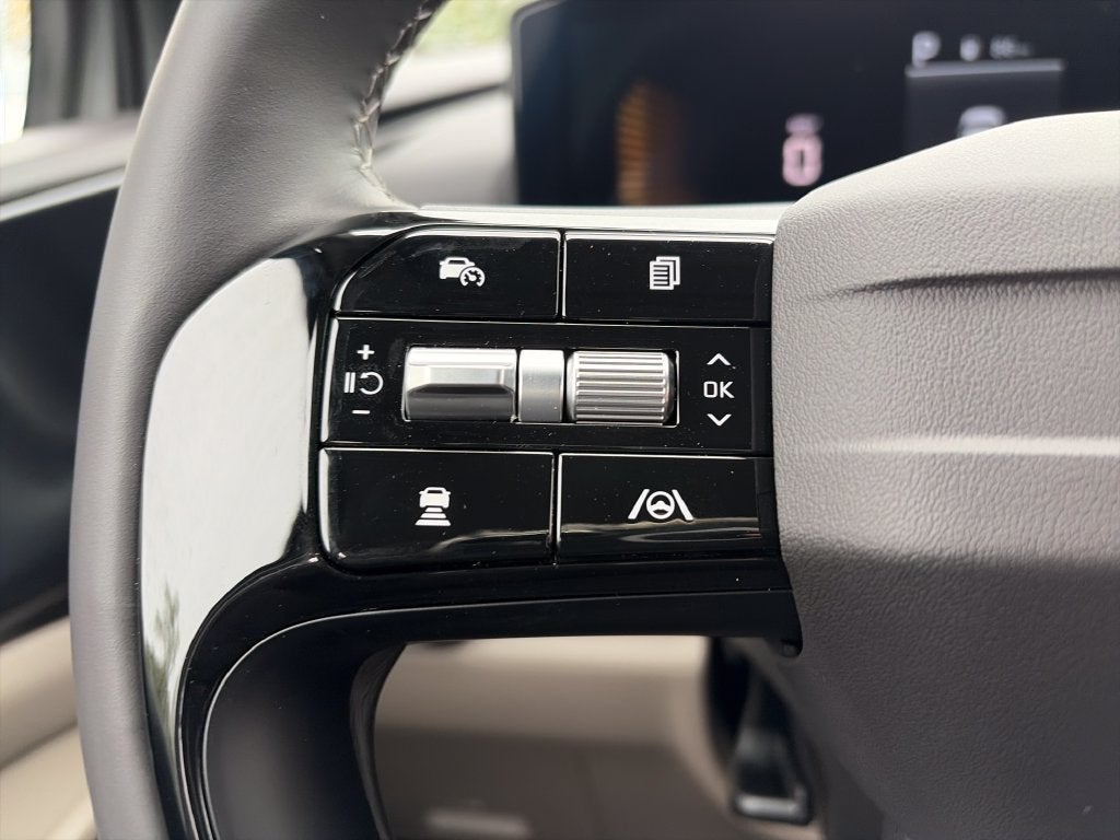 2027 Kia Carnival LXS