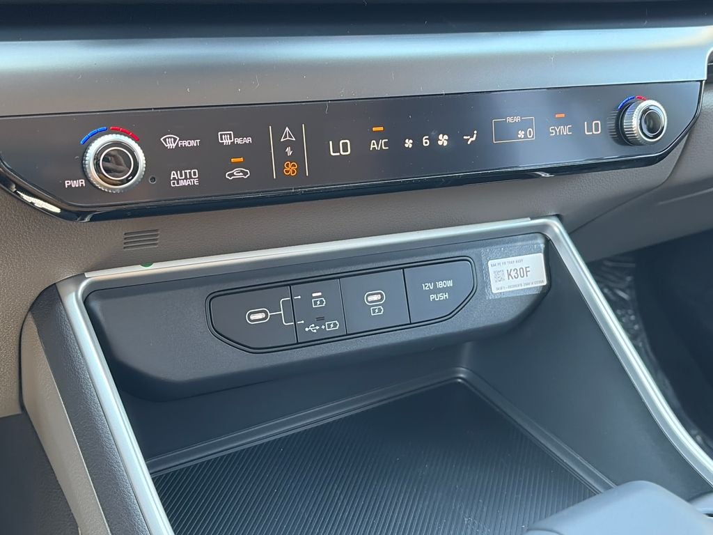 2026 Kia Carnival LXS