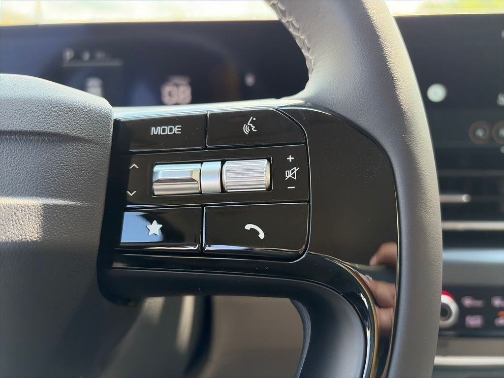 2027 Kia Carnival LXS