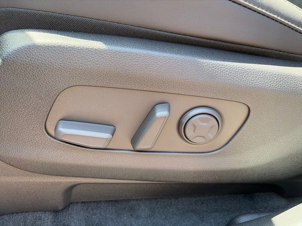 2027 Kia Carnival LXS