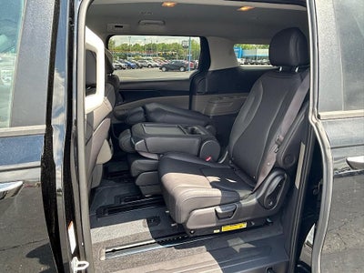 2025 Kia Carnival LXS