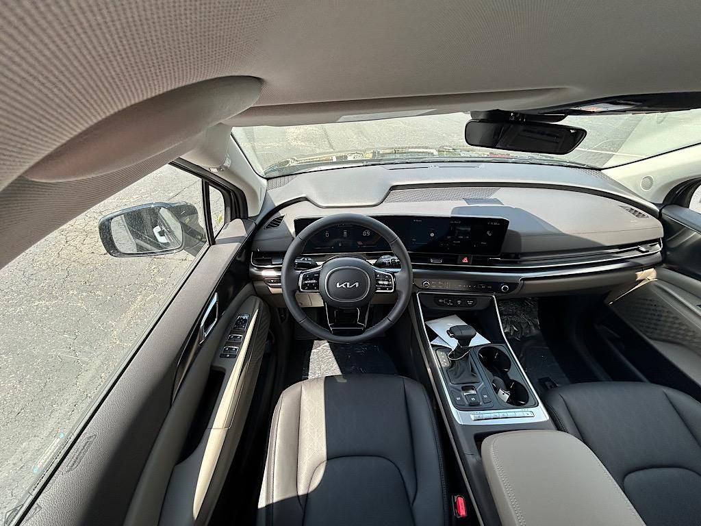 2025 Kia Carnival LXS