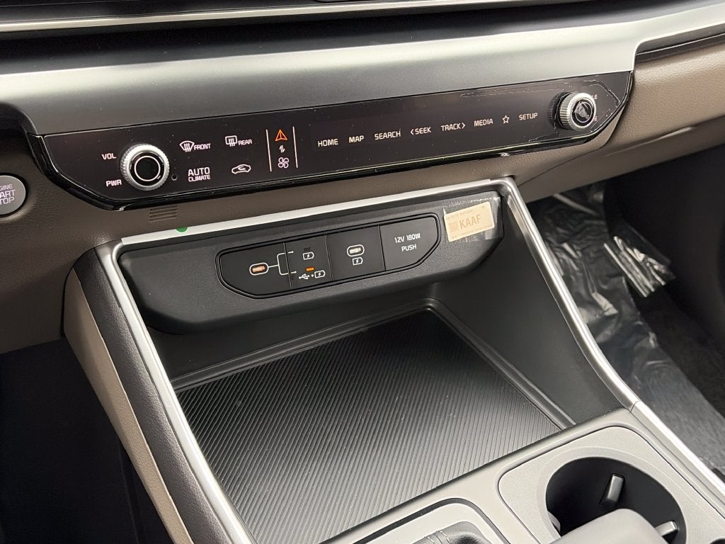 2027 Kia Carnival LXS