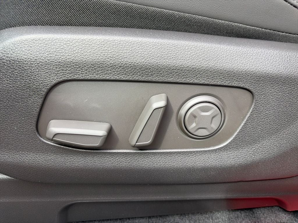 2027 Kia Carnival LXS