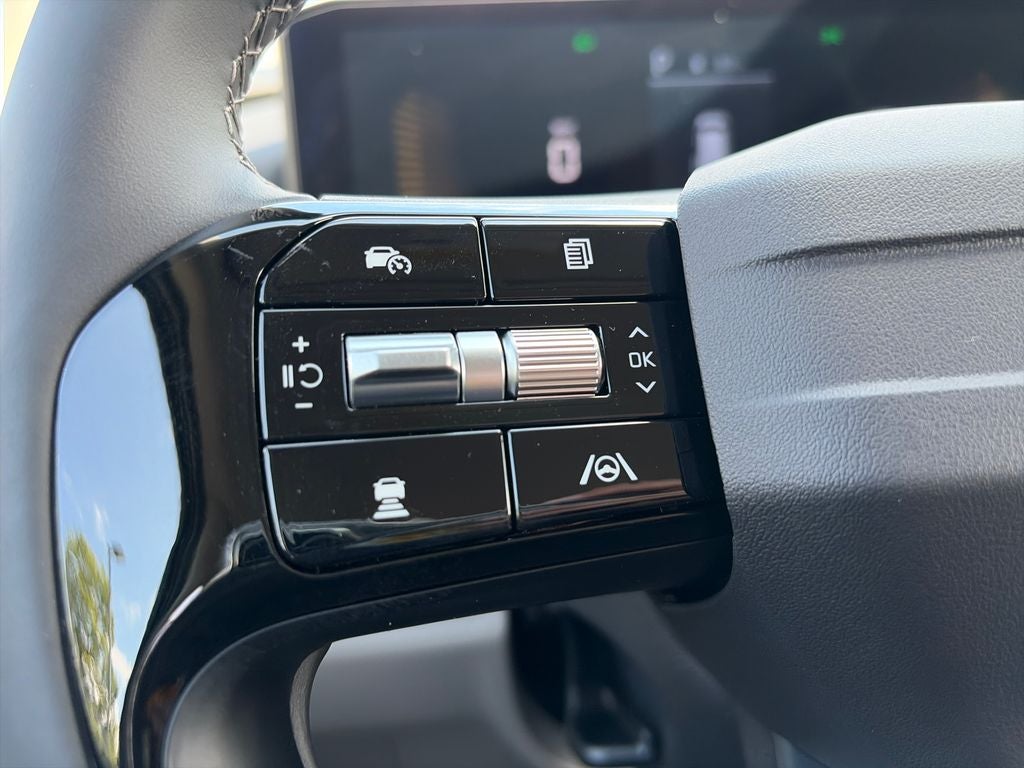 2027 Kia Carnival LXS