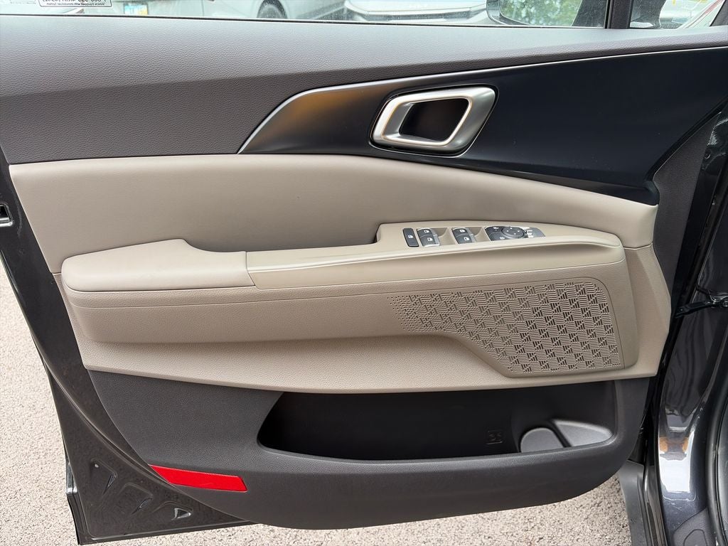 2027 Kia Carnival LXS