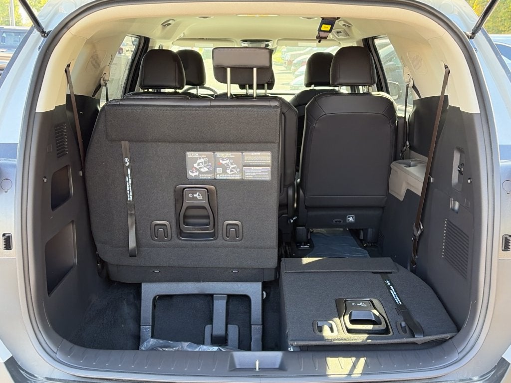 2027 Kia Carnival Hybrid LXS