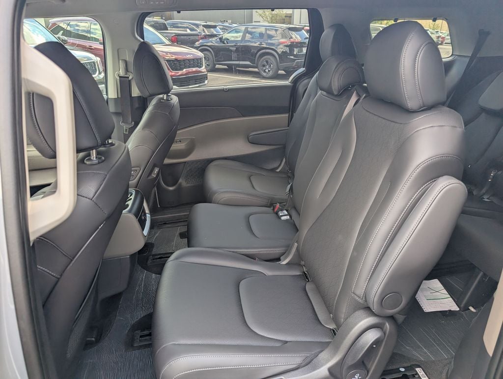 2026 Kia Carnival Hybrid EX