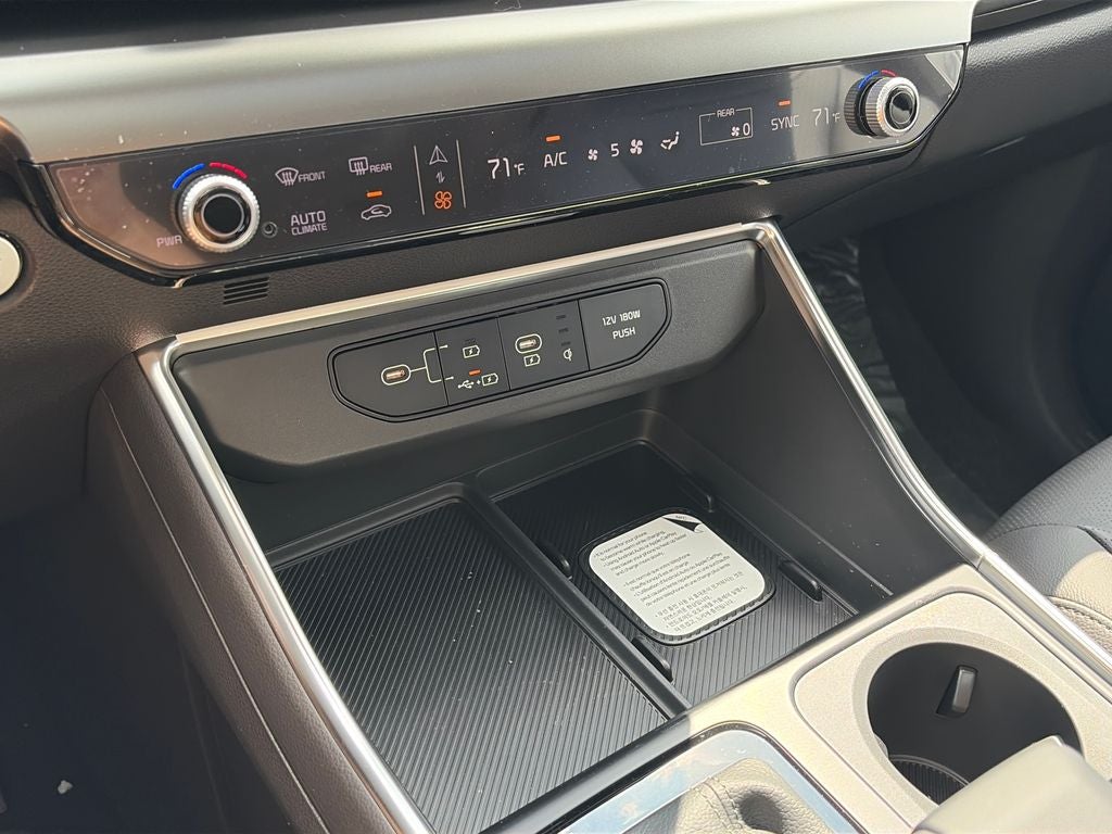 2027 Kia Carnival SX Prestige