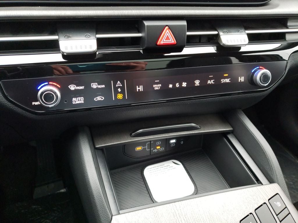 2026 Kia Sportage Plug-In Hybrid X-Line