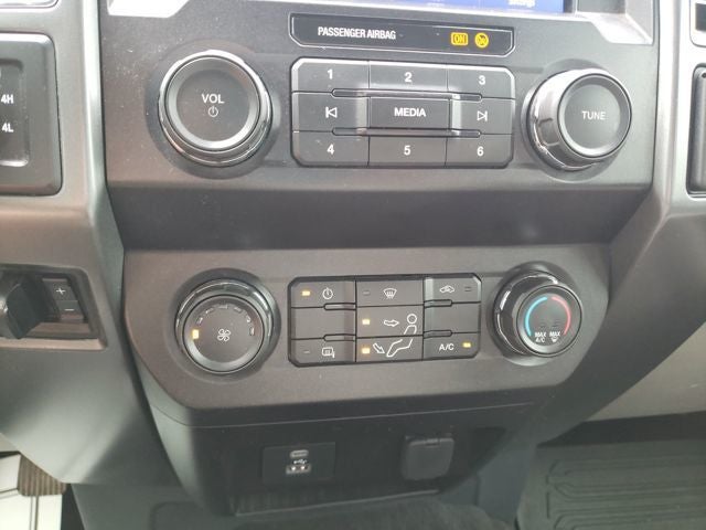 2022 Ford F-350SD XLT DRW