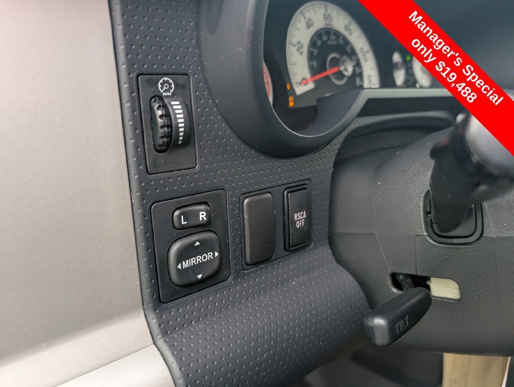 2014 Toyota FJ Cruiser Base