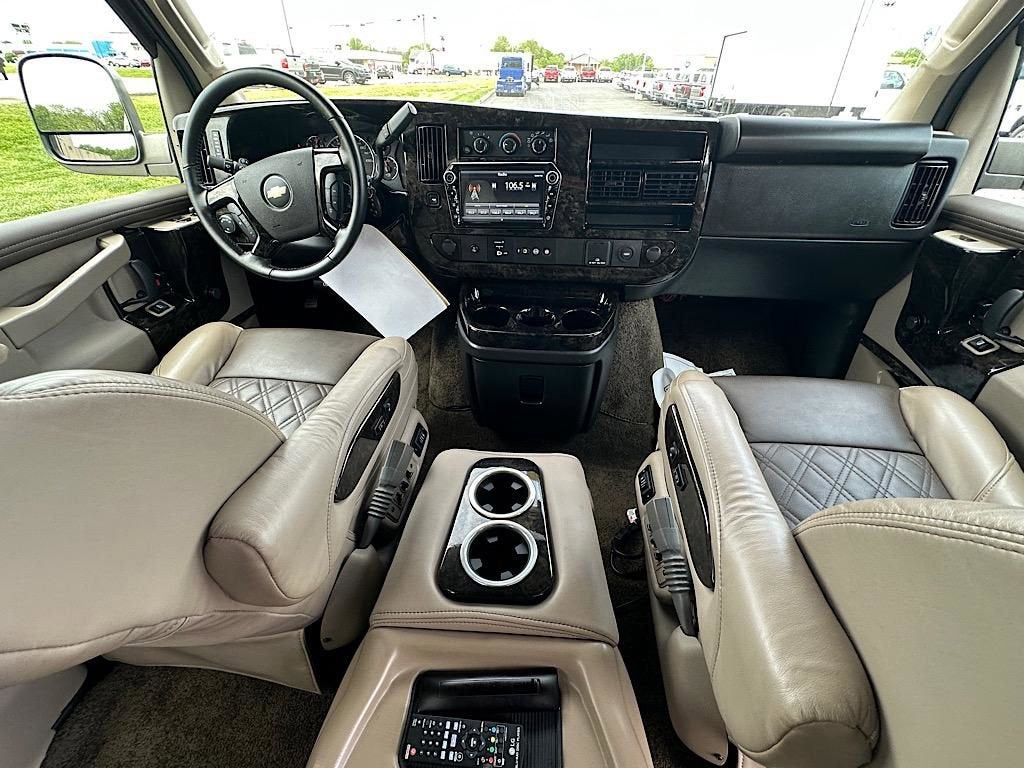 2023 Chevrolet Express Cargo 2500 WT