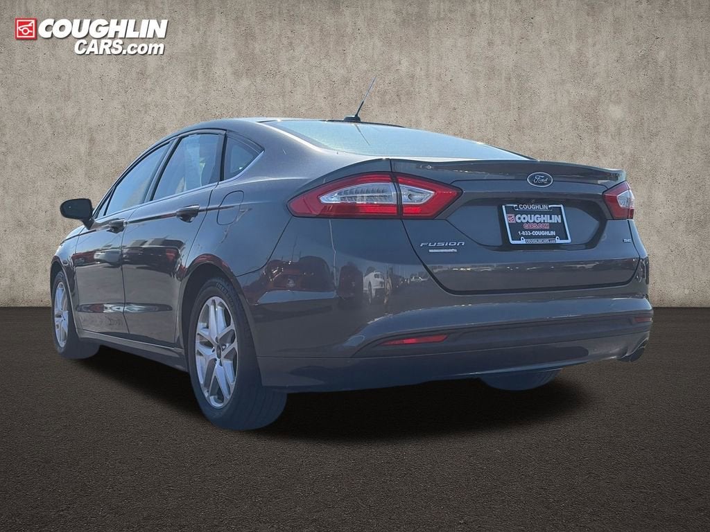 2016 Ford Fusion SE