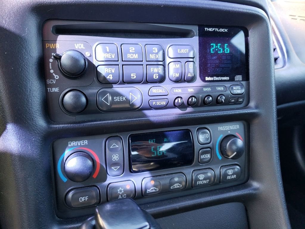 2000 Chevrolet Corvette Base